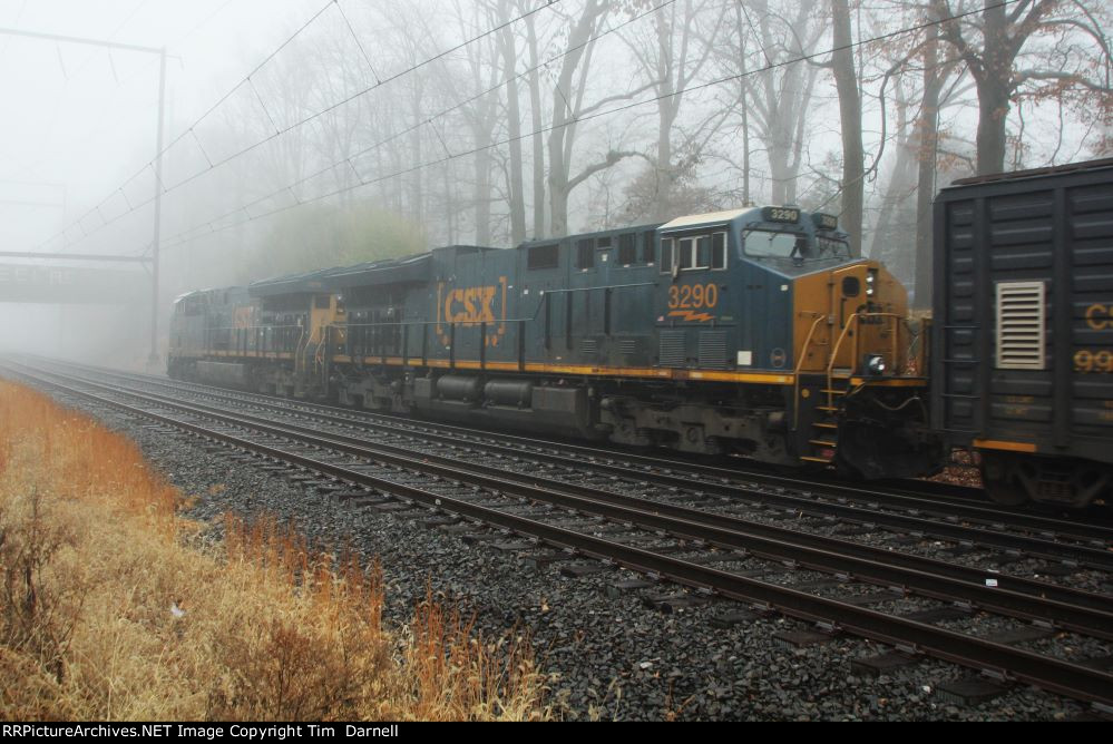 CSX 3290 on X032